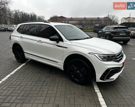Белый Фольксваген Tiguan Allspace, объемом двигателя 2 л и пробегом 104 тыс. км за 26600 $, фото 13 на Automoto.ua