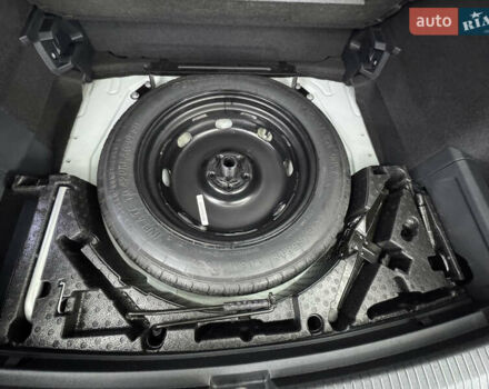 Белый Фольксваген Tiguan Allspace, объемом двигателя 2 л и пробегом 86 тыс. км за 24999 $, фото 61 на Automoto.ua