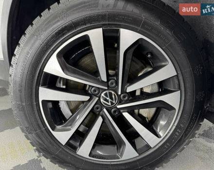Белый Фольксваген Tiguan Allspace, объемом двигателя 2 л и пробегом 86 тыс. км за 24999 $, фото 4 на Automoto.ua