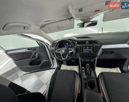 Белый Фольксваген Tiguan Allspace, объемом двигателя 2 л и пробегом 86 тыс. км за 24999 $, фото 55 на Automoto.ua