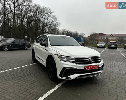 Белый Фольксваген Tiguan Allspace, объемом двигателя 2 л и пробегом 104 тыс. км за 26600 $, фото 27 на Automoto.ua