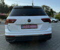 Білий Фольксваген Tiguan Allspace, об'ємом двигуна 2 л та пробігом 132 тис. км за 22600 $, фото 7 на Automoto.ua