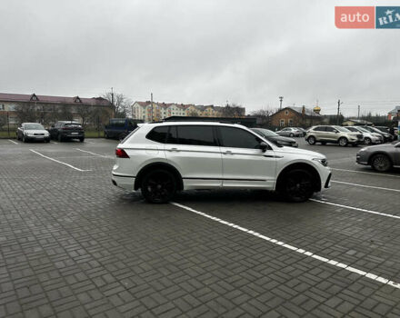 Белый Фольксваген Tiguan Allspace, объемом двигателя 2 л и пробегом 104 тыс. км за 26600 $, фото 35 на Automoto.ua