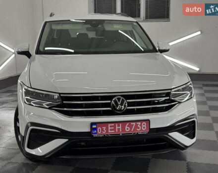 Белый Фольксваген Tiguan Allspace, объемом двигателя 2 л и пробегом 86 тыс. км за 24999 $, фото 10 на Automoto.ua