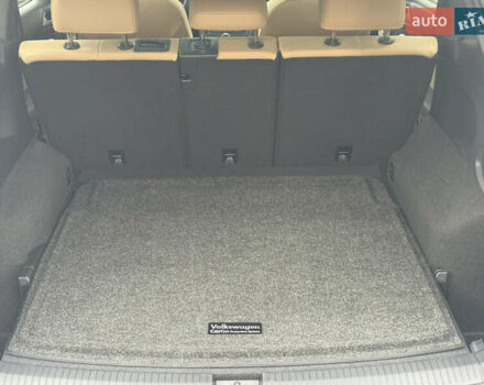 Білий Фольксваген Tiguan Allspace, об'ємом двигуна 2 л та пробігом 30 тис. км за 30990 $, фото 17 на Automoto.ua