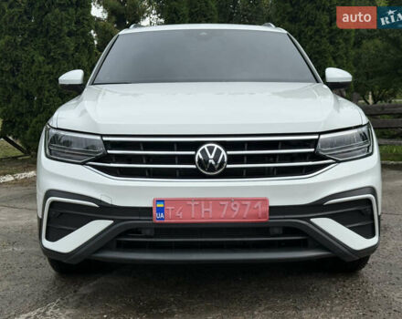 Білий Фольксваген Tiguan Allspace, об'ємом двигуна 2 л та пробігом 30 тис. км за 30990 $, фото 6 на Automoto.ua