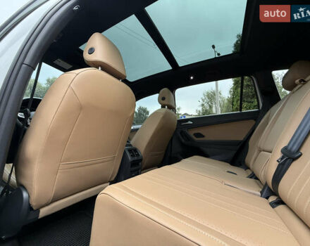 Білий Фольксваген Tiguan Allspace, об'ємом двигуна 2 л та пробігом 30 тис. км за 30990 $, фото 39 на Automoto.ua