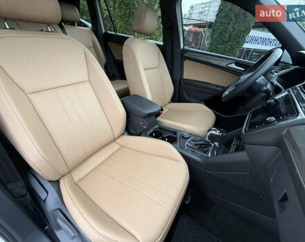 Білий Фольксваген Tiguan Allspace, об'ємом двигуна 2 л та пробігом 30 тис. км за 30990 $, фото 26 на Automoto.ua