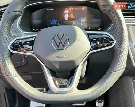 Белый Фольксваген Tiguan Allspace, объемом двигателя 2 л и пробегом 16 тыс. км за 33000 $, фото 2 на Automoto.ua