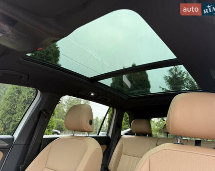 Білий Фольксваген Tiguan Allspace, об'ємом двигуна 2 л та пробігом 30 тис. км за 30990 $, фото 35 на Automoto.ua