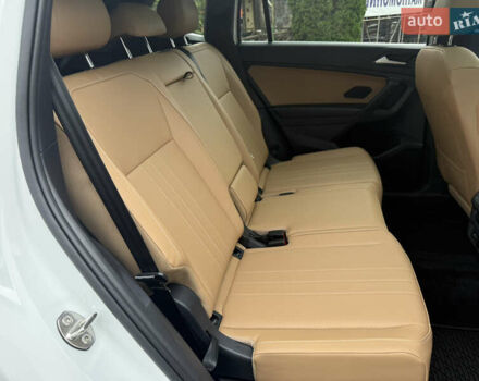 Білий Фольксваген Tiguan Allspace, об'ємом двигуна 2 л та пробігом 30 тис. км за 30990 $, фото 20 на Automoto.ua