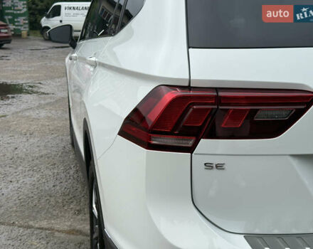 Білий Фольксваген Tiguan Allspace, об'ємом двигуна 2 л та пробігом 30 тис. км за 30990 $, фото 11 на Automoto.ua