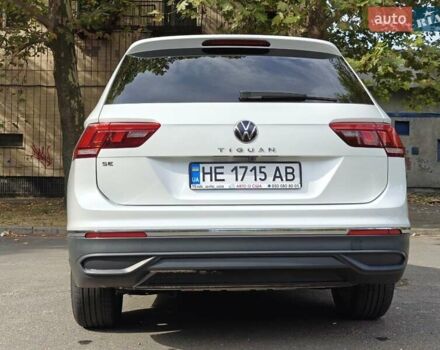Белый Фольксваген Tiguan Allspace, объемом двигателя 1.98 л и пробегом 12 тыс. км за 29100 $, фото 5 на Automoto.ua