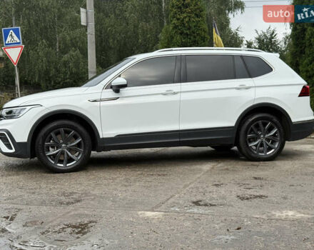 Білий Фольксваген Tiguan Allspace, об'ємом двигуна 2 л та пробігом 30 тис. км за 30990 $, фото 10 на Automoto.ua