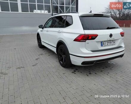 Білий Фольксваген Tiguan Allspace, об'ємом двигуна 1.98 л та пробігом 32 тис. км за 35000 $, фото 23 на Automoto.ua
