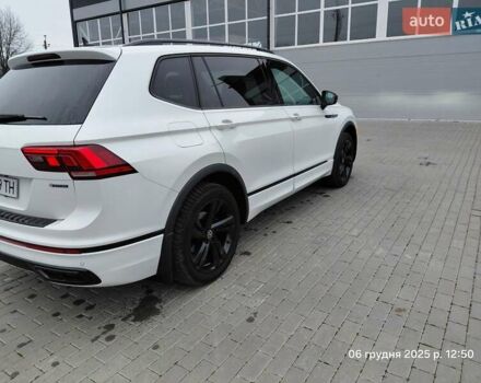Білий Фольксваген Tiguan Allspace, об'ємом двигуна 1.98 л та пробігом 32 тис. км за 35000 $, фото 22 на Automoto.ua