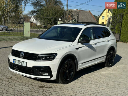Фольксваген Tiguan Allspace 2019 у Самборе на Automoto.ua Білий Фольксваген Tiguan Allspace, об'ємом двигуна 2 л та пробігом 90 тис. км за 17500 $, фото 1 на Automoto.ua