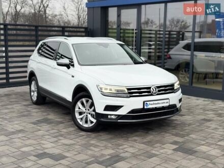 Фольксваген Tiguan Allspace 2021 в Ровно на Automoto.ua Белый Фольксваген Tiguan Allspace, объемом двигателя 2 л и пробегом 172 тыс. км за 30900 $, фото 1 на Automoto.ua