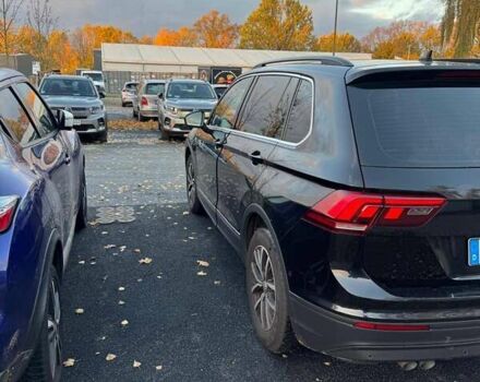 Чорний Фольксваген Tiguan Allspace, об'ємом двигуна 0 л та пробігом 218 тис. км за 17500 $, фото 7 на Automoto.ua