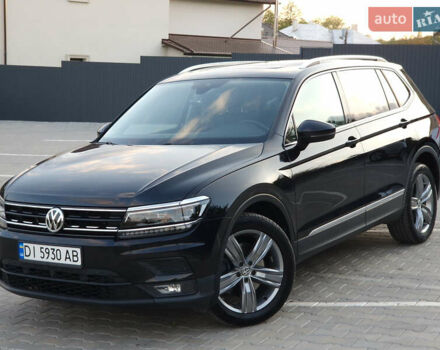 Черный Фольксваген Tiguan Allspace, объемом двигателя 1.98 л и пробегом 98 тыс. км за 23643 $, фото 2 на Automoto.ua