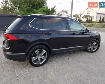 Черный Фольксваген Tiguan Allspace, объемом двигателя 1.98 л и пробегом 94 тыс. км за 22871 $, фото 18 на Automoto.ua