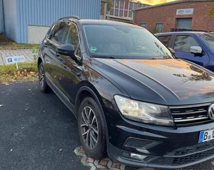 Чорний Фольксваген Tiguan Allspace, об'ємом двигуна 0 л та пробігом 218 тис. км за 17500 $, фото 9 на Automoto.ua