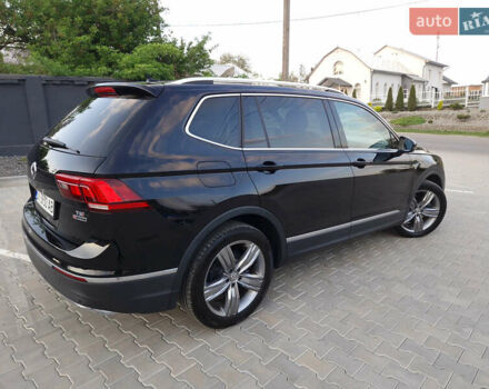 Черный Фольксваген Tiguan Allspace, объемом двигателя 1.98 л и пробегом 98 тыс. км за 23643 $, фото 17 на Automoto.ua