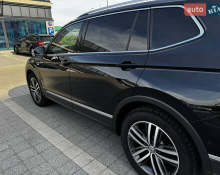 Чорний Фольксваген Tiguan Allspace, об'ємом двигуна 2 л та пробігом 195 тис. км за 27900 $, фото 5 на Automoto.ua