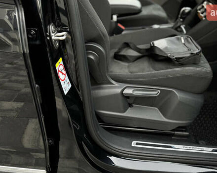 Чорний Фольксваген Tiguan Allspace, об'ємом двигуна 2 л та пробігом 195 тис. км за 26499 $, фото 56 на Automoto.ua