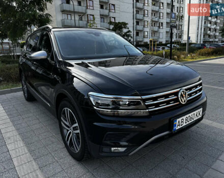 Чорний Фольксваген Tiguan Allspace, об'ємом двигуна 2 л та пробігом 195 тис. км за 27900 $, фото 16 на Automoto.ua
