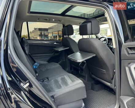 Чорний Фольксваген Tiguan Allspace, об'ємом двигуна 2 л та пробігом 195 тис. км за 27900 $, фото 40 на Automoto.ua