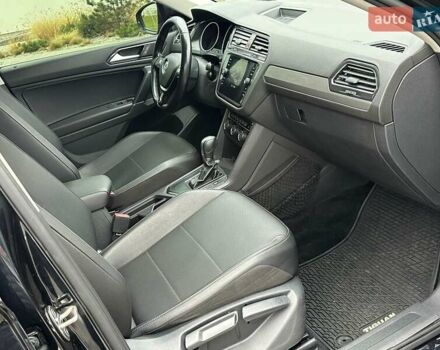 Черный Фольксваген Tiguan Allspace, объемом двигателя 1.98 л и пробегом 271 тыс. км за 16499 $, фото 5 на Automoto.ua