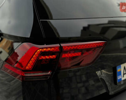 Чорний Фольксваген Tiguan Allspace, об'ємом двигуна 2 л та пробігом 195 тис. км за 26499 $, фото 49 на Automoto.ua