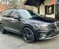 Чорний Фольксваген Tiguan Allspace, об'ємом двигуна 2 л та пробігом 240 тис. км за 23900 $, фото 1 на Automoto.ua