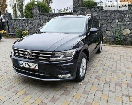 Чорний Фольксваген Tiguan Allspace, об'ємом двигуна 2 л та пробігом 62 тис. км за 22700 $, фото 16 на Automoto.ua