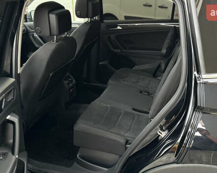 Чорний Фольксваген Tiguan Allspace, об'ємом двигуна 2 л та пробігом 195 тис. км за 26499 $, фото 44 на Automoto.ua