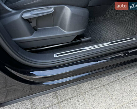 Чорний Фольксваген Tiguan Allspace, об'ємом двигуна 2 л та пробігом 195 тис. км за 27900 $, фото 38 на Automoto.ua