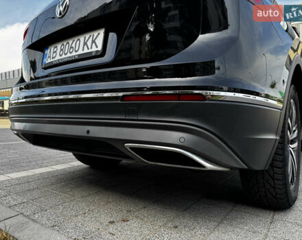 Чорний Фольксваген Tiguan Allspace, об'ємом двигуна 2 л та пробігом 195 тис. км за 27900 $, фото 33 на Automoto.ua