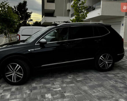 Чорний Фольксваген Tiguan Allspace, об'ємом двигуна 2 л та пробігом 195 тис. км за 26499 $, фото 2 на Automoto.ua