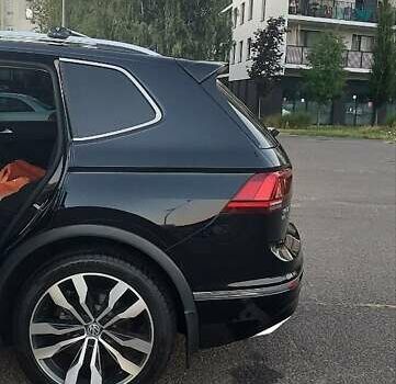 Черный Фольксваген Tiguan Allspace, объемом двигателя 2 л и пробегом 21 тыс. км за 29500 $, фото 6 на Automoto.ua