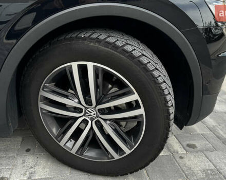 Чорний Фольксваген Tiguan Allspace, об'ємом двигуна 2 л та пробігом 195 тис. км за 26499 $, фото 62 на Automoto.ua