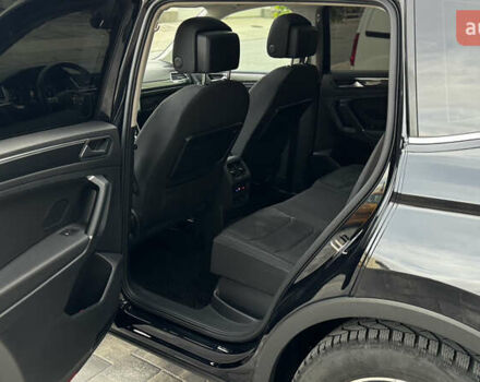 Чорний Фольксваген Tiguan Allspace, об'ємом двигуна 2 л та пробігом 195 тис. км за 26499 $, фото 43 на Automoto.ua
