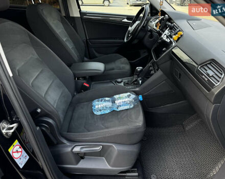 Чорний Фольксваген Tiguan Allspace, об'ємом двигуна 2 л та пробігом 195 тис. км за 27900 $, фото 36 на Automoto.ua