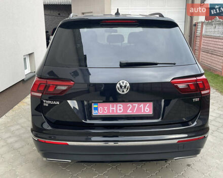 Чорний Фольксваген Tiguan Allspace, об'ємом двигуна 2 л та пробігом 144 тис. км за 16999 $, фото 5 на Automoto.ua