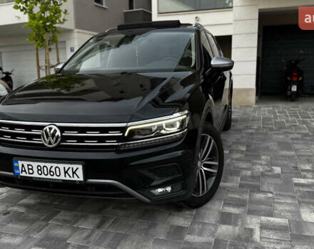 Чорний Фольксваген Tiguan Allspace, об'ємом двигуна 2 л та пробігом 195 тис. км за 26499 $, фото 63 на Automoto.ua
