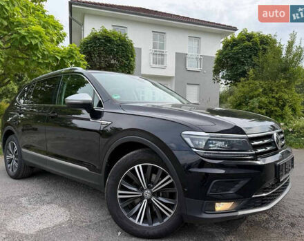 Чорний Фольксваген Tiguan Allspace, об'ємом двигуна 2 л та пробігом 225 тис. км за 20483 $, фото 1 на Automoto.ua