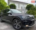 Чорний Фольксваген Tiguan Allspace, об'ємом двигуна 2 л та пробігом 225 тис. км за 20483 $, фото 1 на Automoto.ua