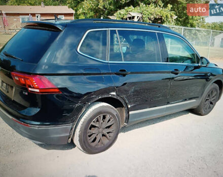 Чорний Фольксваген Tiguan Allspace, об'ємом двигуна 2 л та пробігом 144 тис. км за 16999 $, фото 6 на Automoto.ua