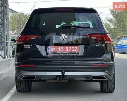 Черный Фольксваген Tiguan Allspace, объемом двигателя 1.97 л и пробегом 226 тыс. км за 22900 $, фото 4 на Automoto.ua