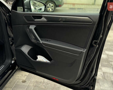 Чорний Фольксваген Tiguan Allspace, об'ємом двигуна 2 л та пробігом 195 тис. км за 26499 $, фото 57 на Automoto.ua